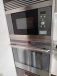 Microondas Electrolux encastre EMS17216X com oferta de forno