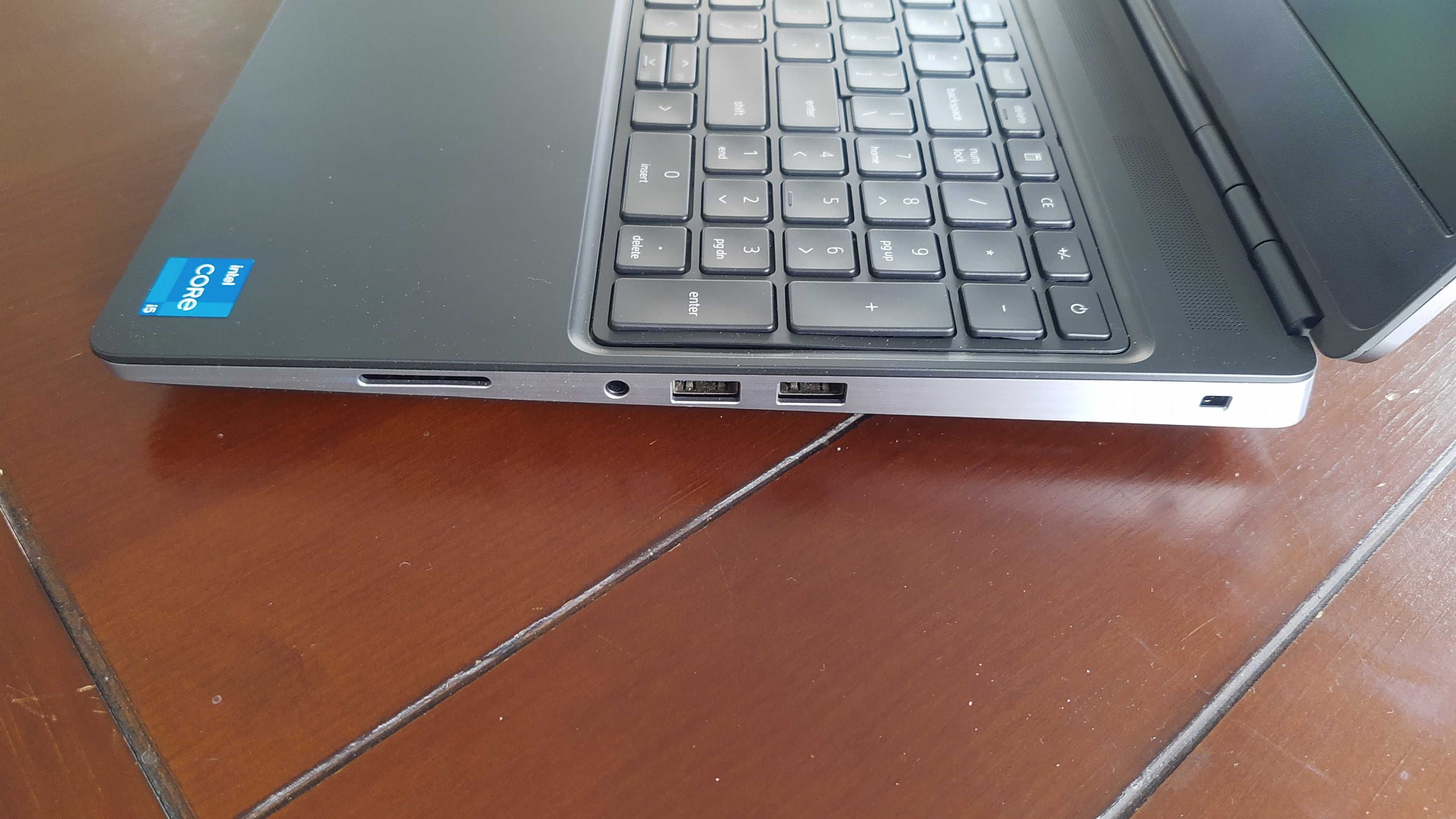 Laptop Dell Precision 7560 Intel i5-11500H 32GB RTX A3000 6GB Win 11