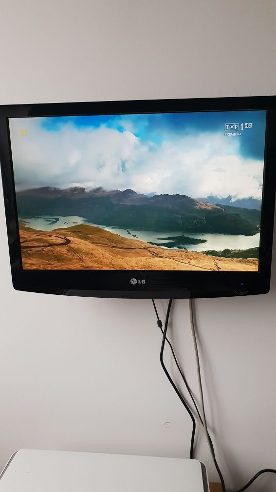 Telewizor LG 22"