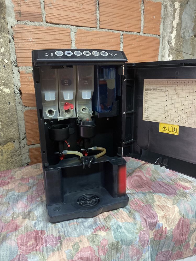 Maquina Nescafé
