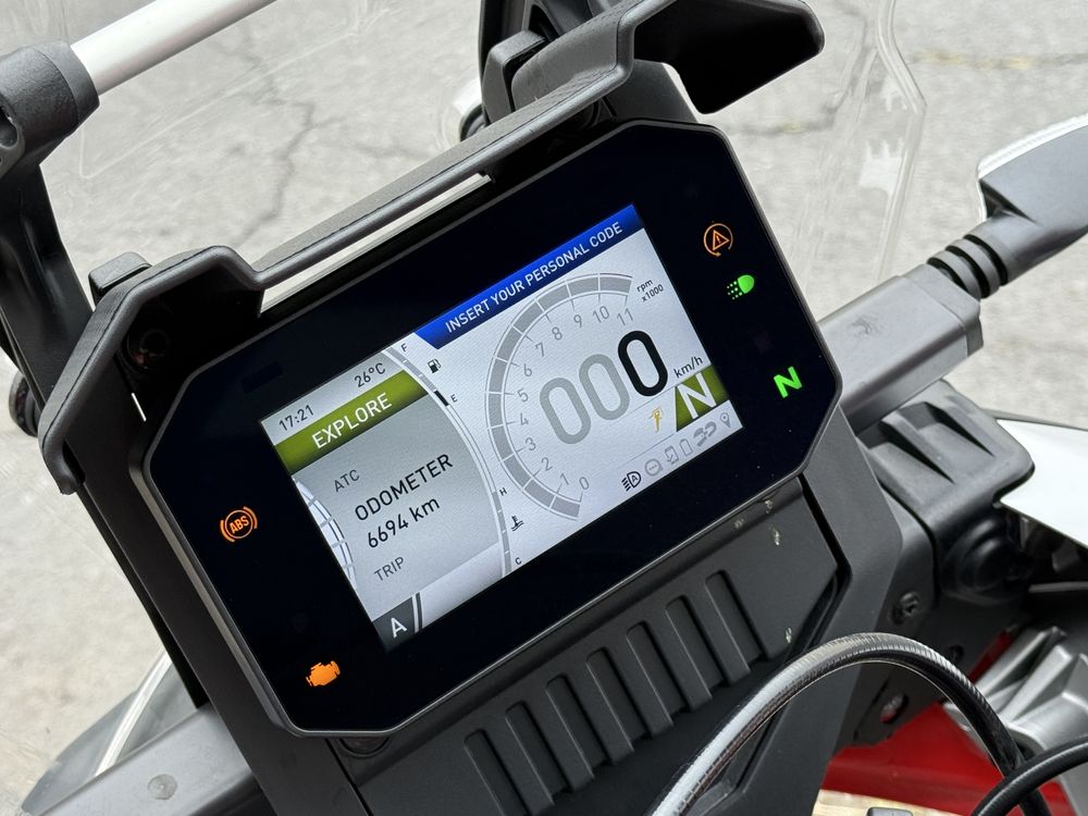 Aprilia tuareg 660