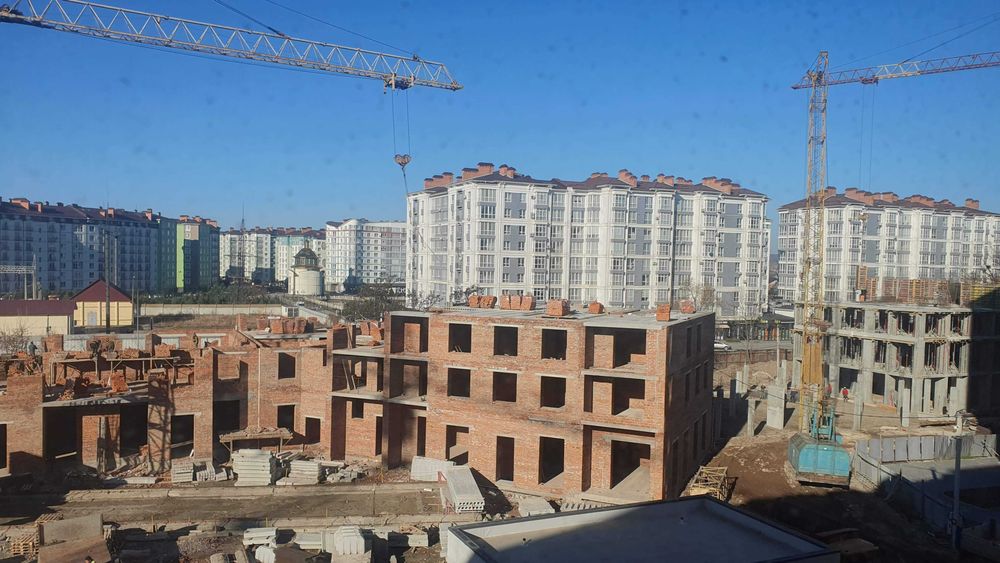 1 к Міленіум біля Озера Millennium чудова інвестиція