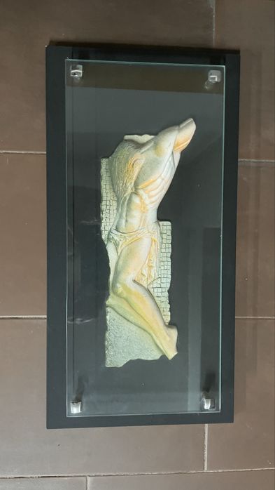 Quadro em Baixo Relevo