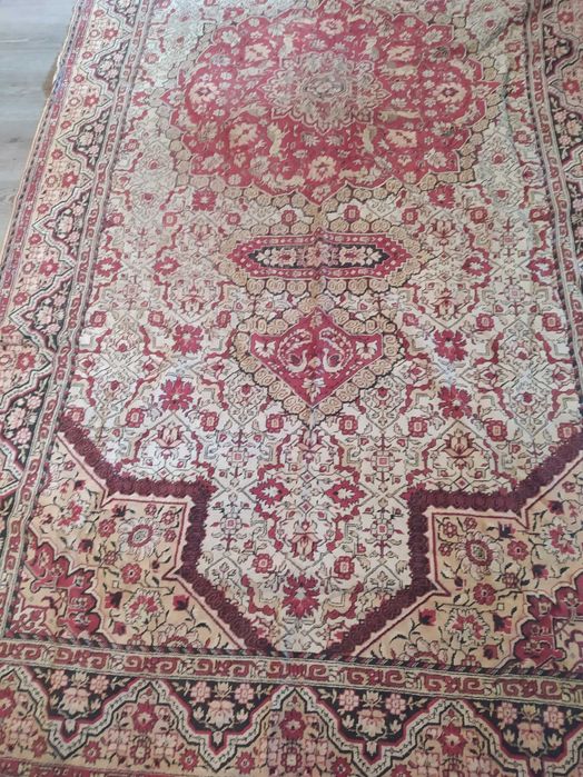 Kilim na ścianę, stary