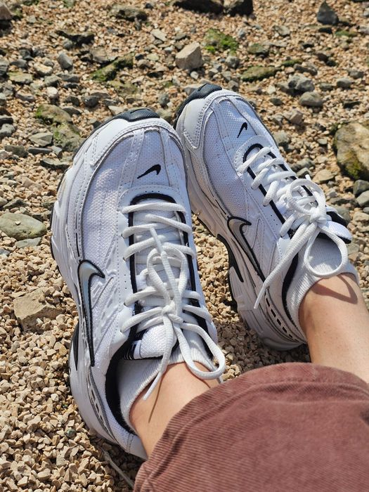 Sprzedam oryginalne buty Nike damskie. Nike Initiator