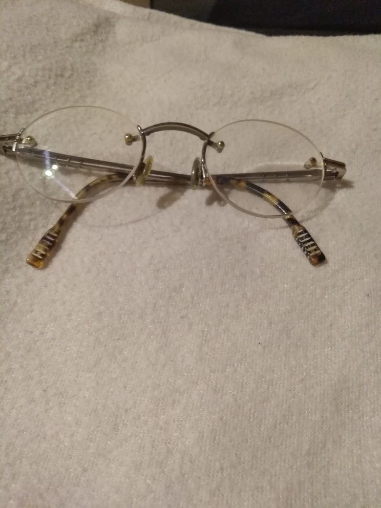 Stylowe okulary damskie Robert Rudger