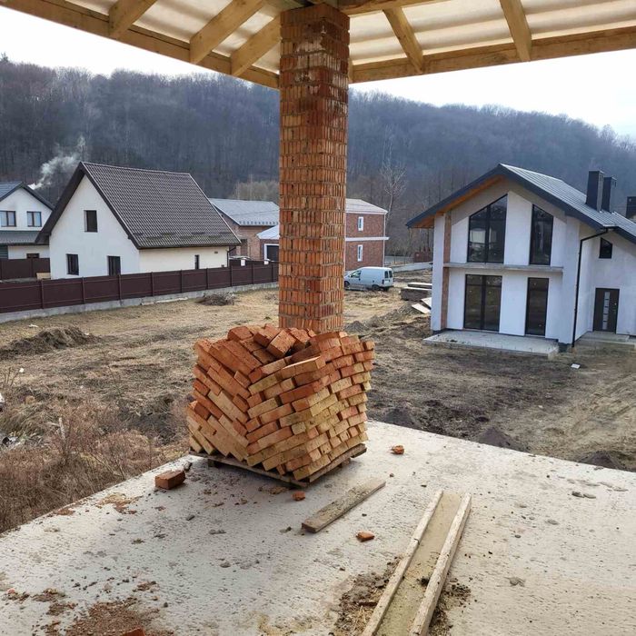 Продаж будинку в смт.Брюховичах