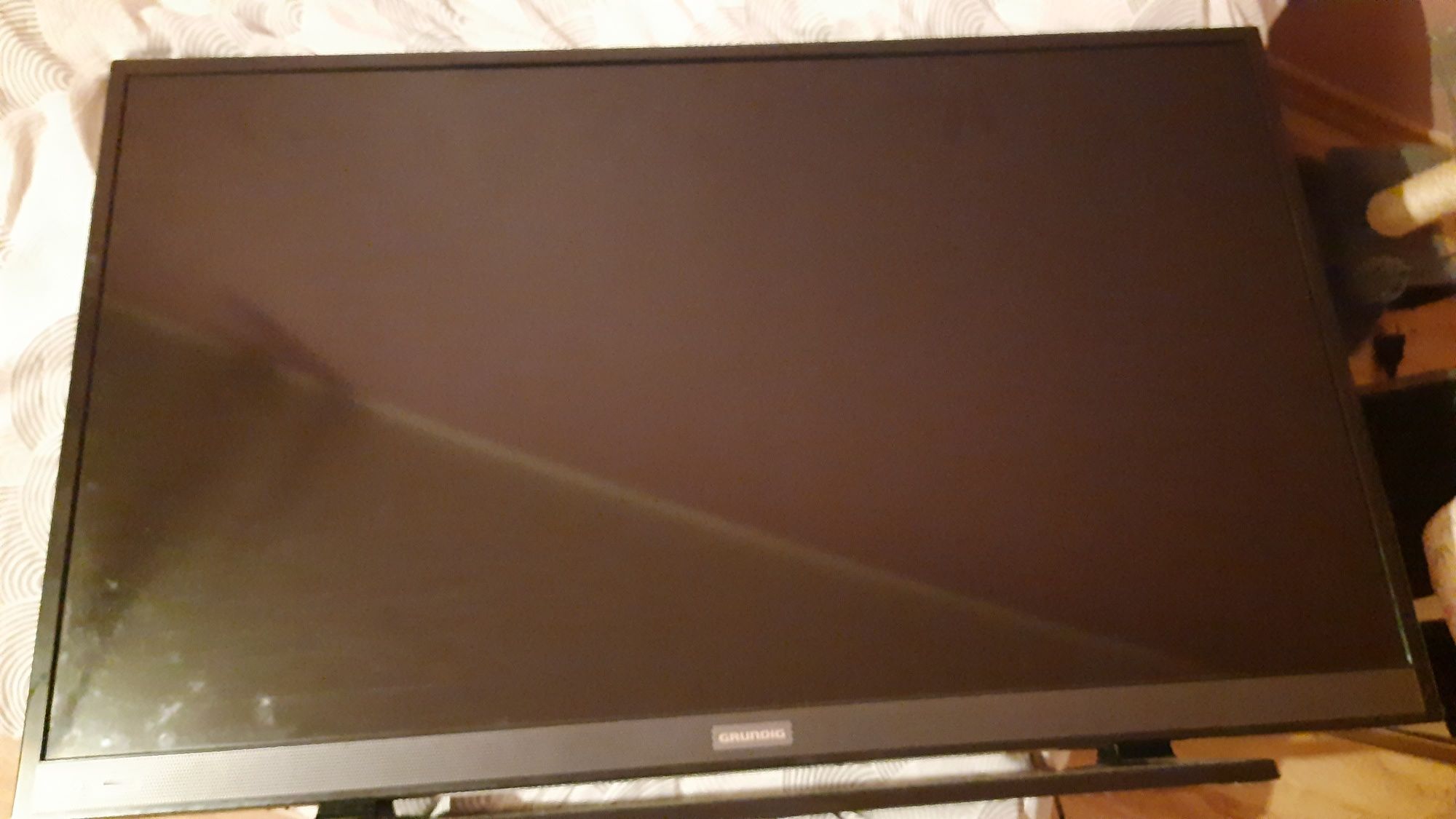 Telewizor grundig 40 vle 685 bg na części