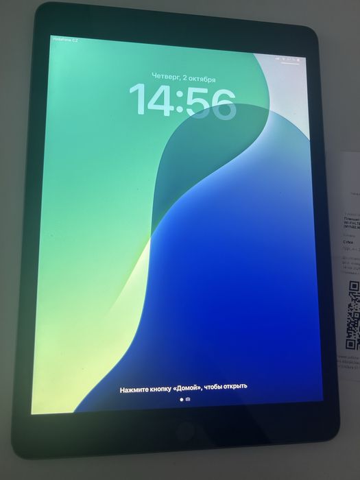 Продам IPad 8 Gen 10.2 2020