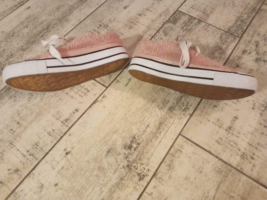 Trampki Sinsay buty futro futerko różowe 36 damskie