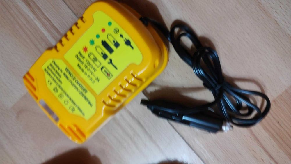Mini ładowarka samochodowa do akumulatora Li-ion Dewalt 18 V 20 V