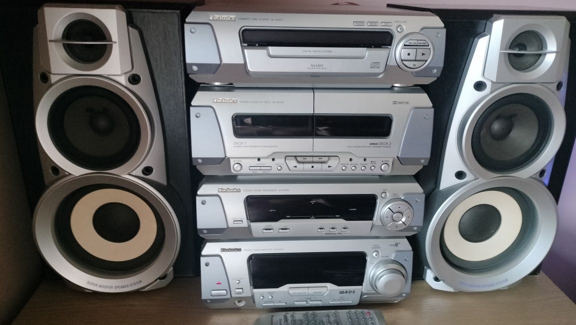 Wieża Technics SL-EH 570 zadbana