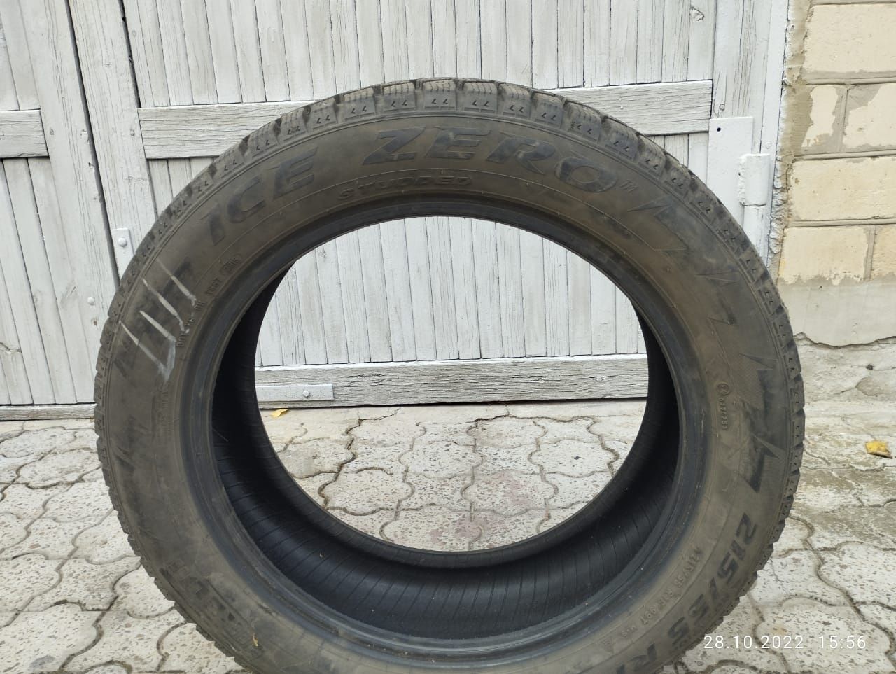 Продам резину PIRELLI Ace Zero 215/55 R18(шип)