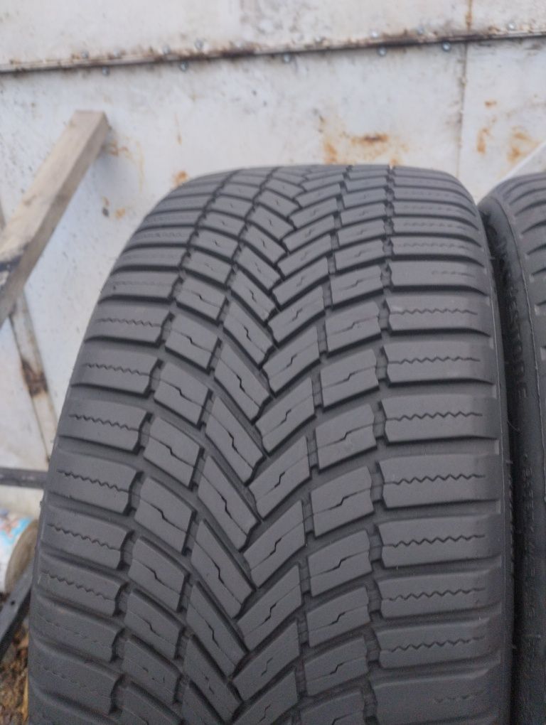 Шини всесезонні б.в. 225/40/18 Bridgestone weather control 23рік