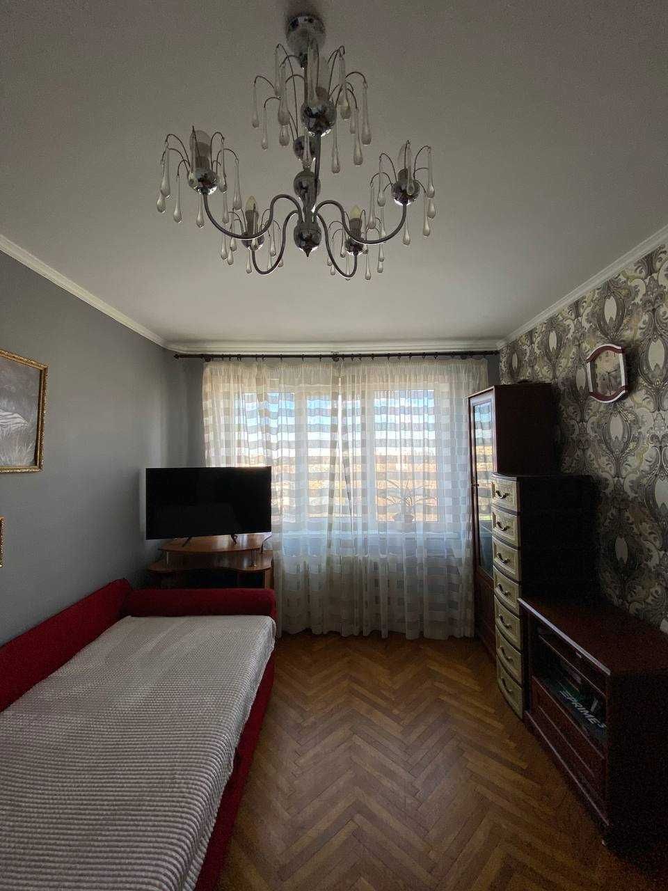 Продам 3 х комнатную три кімнатну Кваритиру Вишневе ЦЕНТР Ремонт хор 2