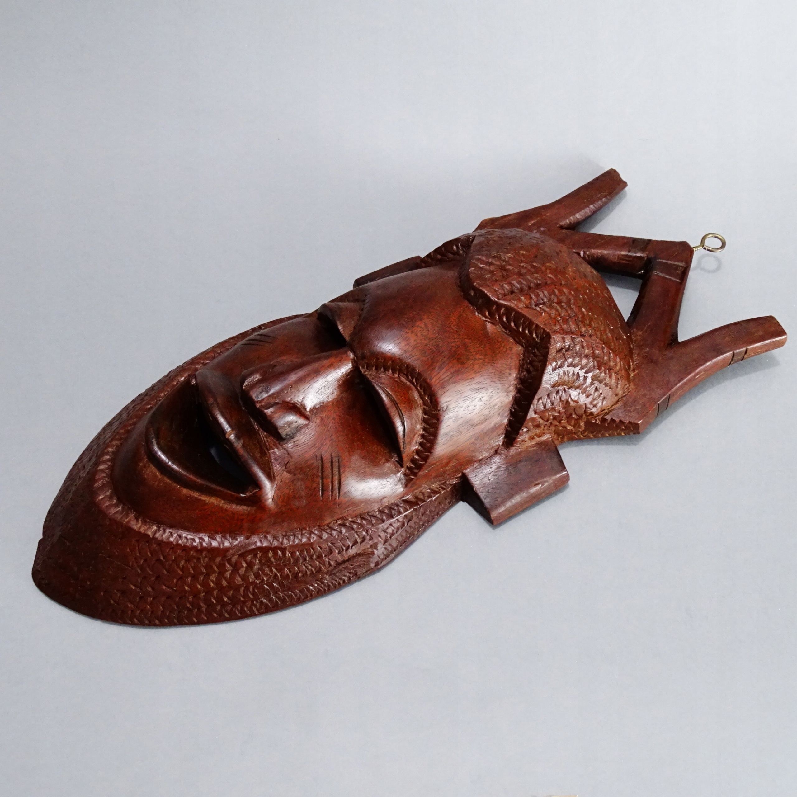 drewniana maska rzeźba afryka gambia 1975
