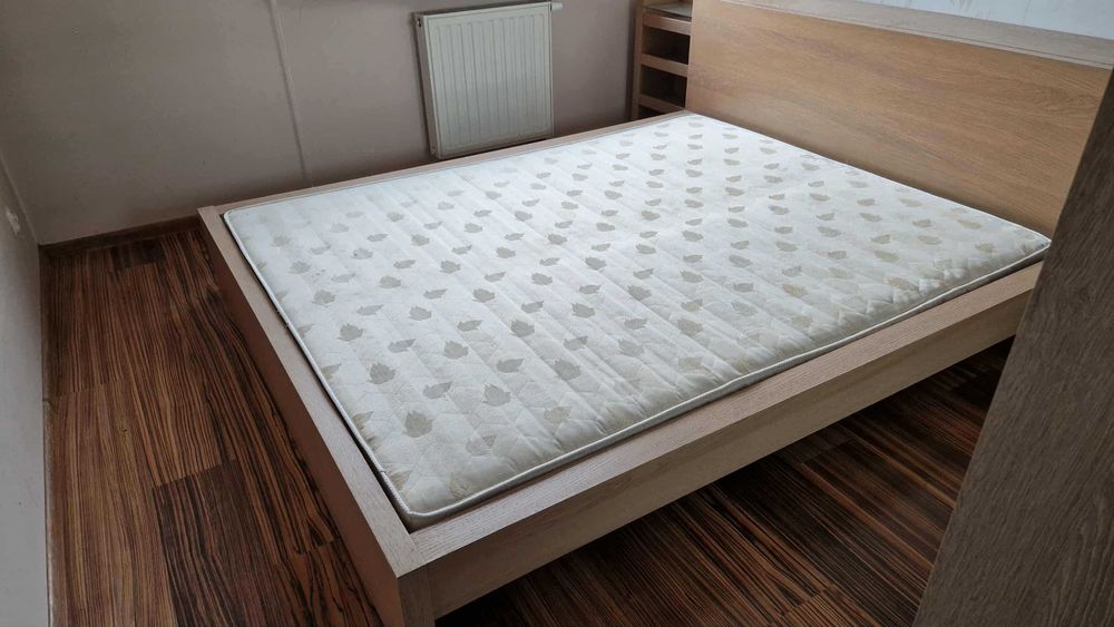 Łóżko IKEA (160x200) MALM plus zagłówek z rozsuwanymi szufladami