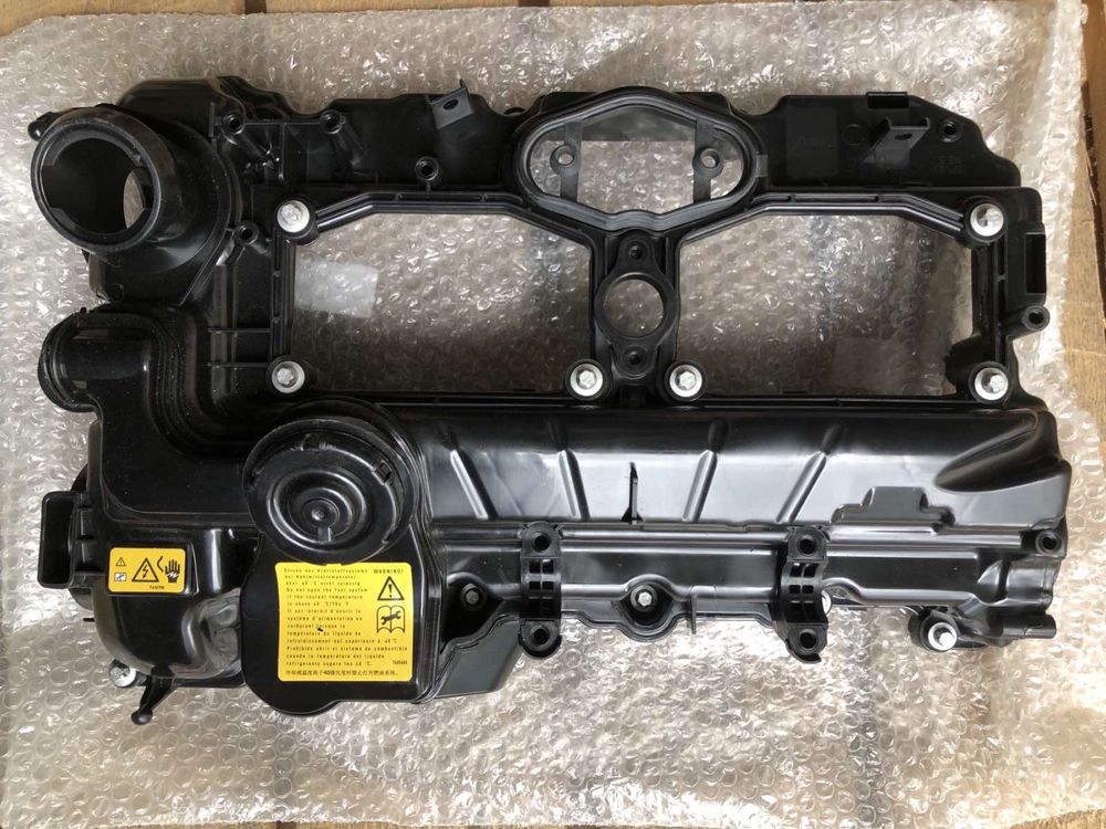 Клапанная крышка ГБЦ  BMW N20 F20,2 F22,3 F30,4,5 F10,X1/3,X5 F15 2,0