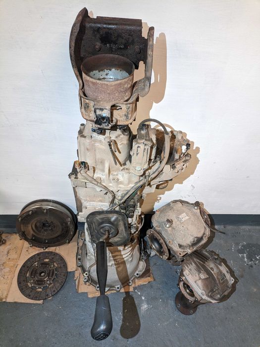 Zestaw manualna skrzynia reduktor napędy Pajero III 3.2 2006r 138tkm !