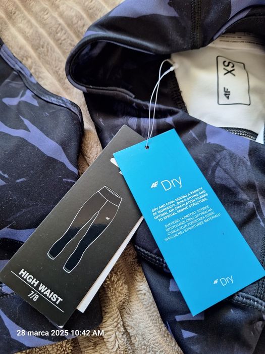 4F Nowy komplet top leginsy fitness
