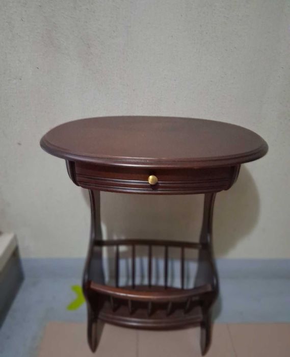 Mesa de Apoio e Porta Revistas - VINTAGE