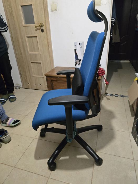 Biurowe krzesło MARTELA