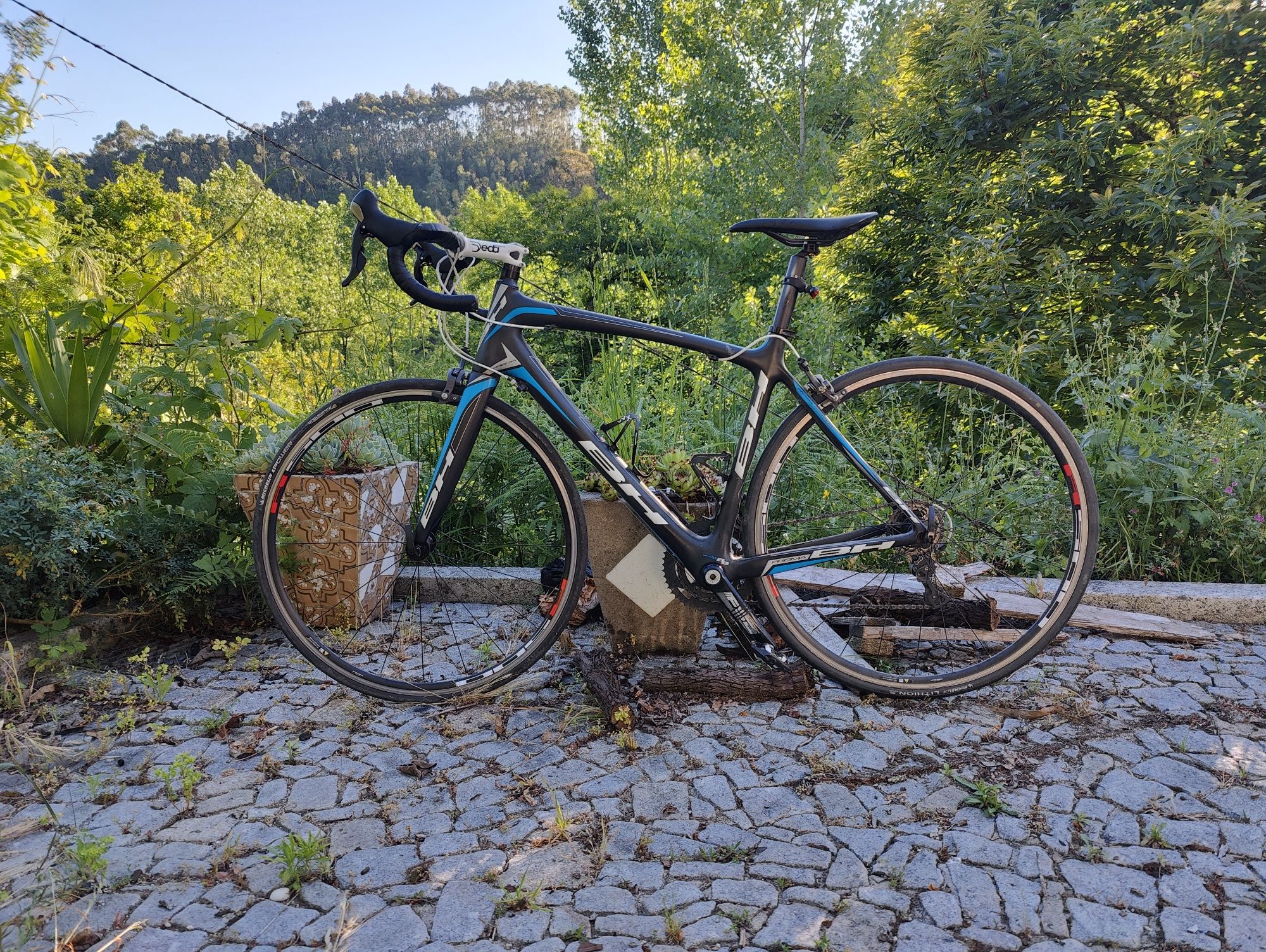 Bicicleta carbono BH ultrega