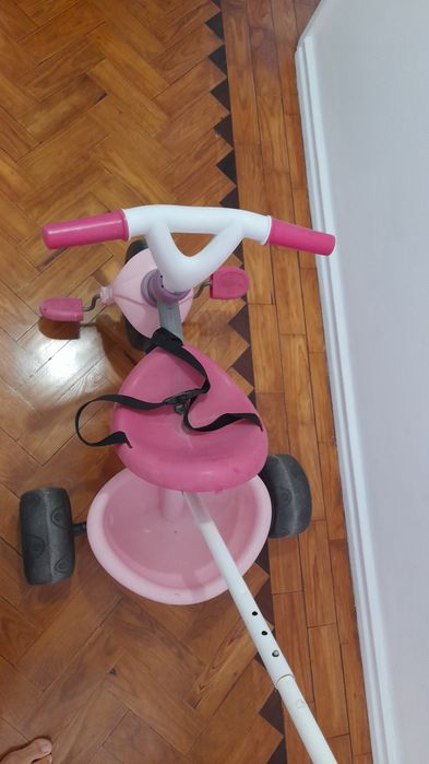 Triciclo menina ótimo estado