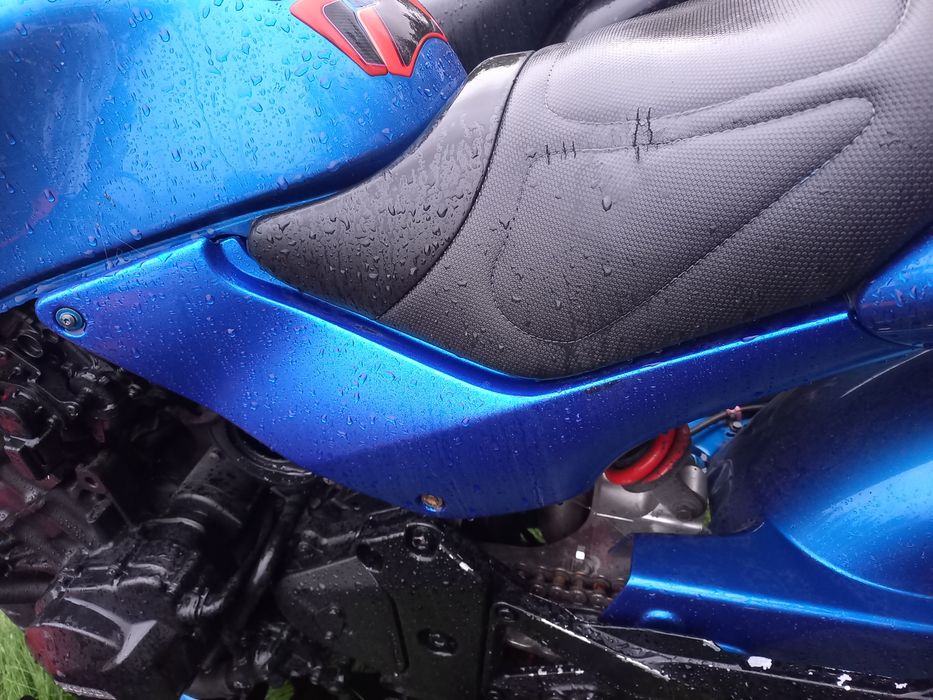 Honda hornet 600 pc34 silnik rama z dokumentami zbiornik pompa osłona