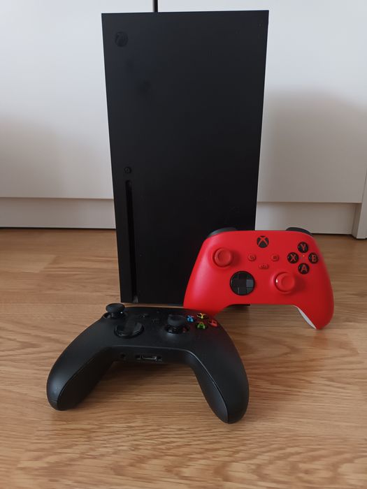 Xbox series X 1TB 2x pad czarny czerwony