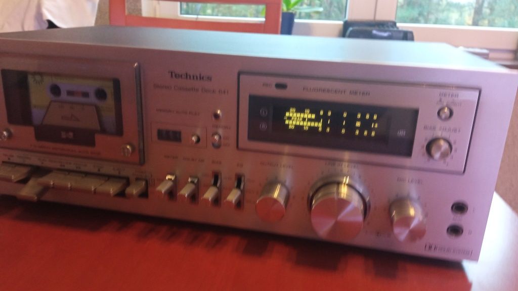 Magnetofon kasetowy Technics Stereo Cassette Deck RS-641