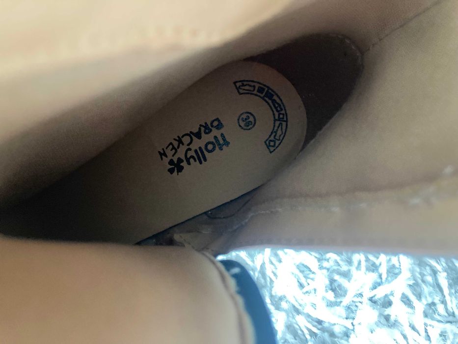 Botas pele nobuck/camurça preta, tamanho 36, novas