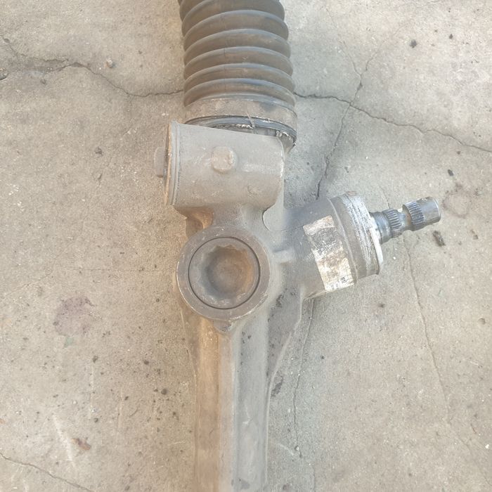 Рейка рулевая Тойота Авенсис Т27