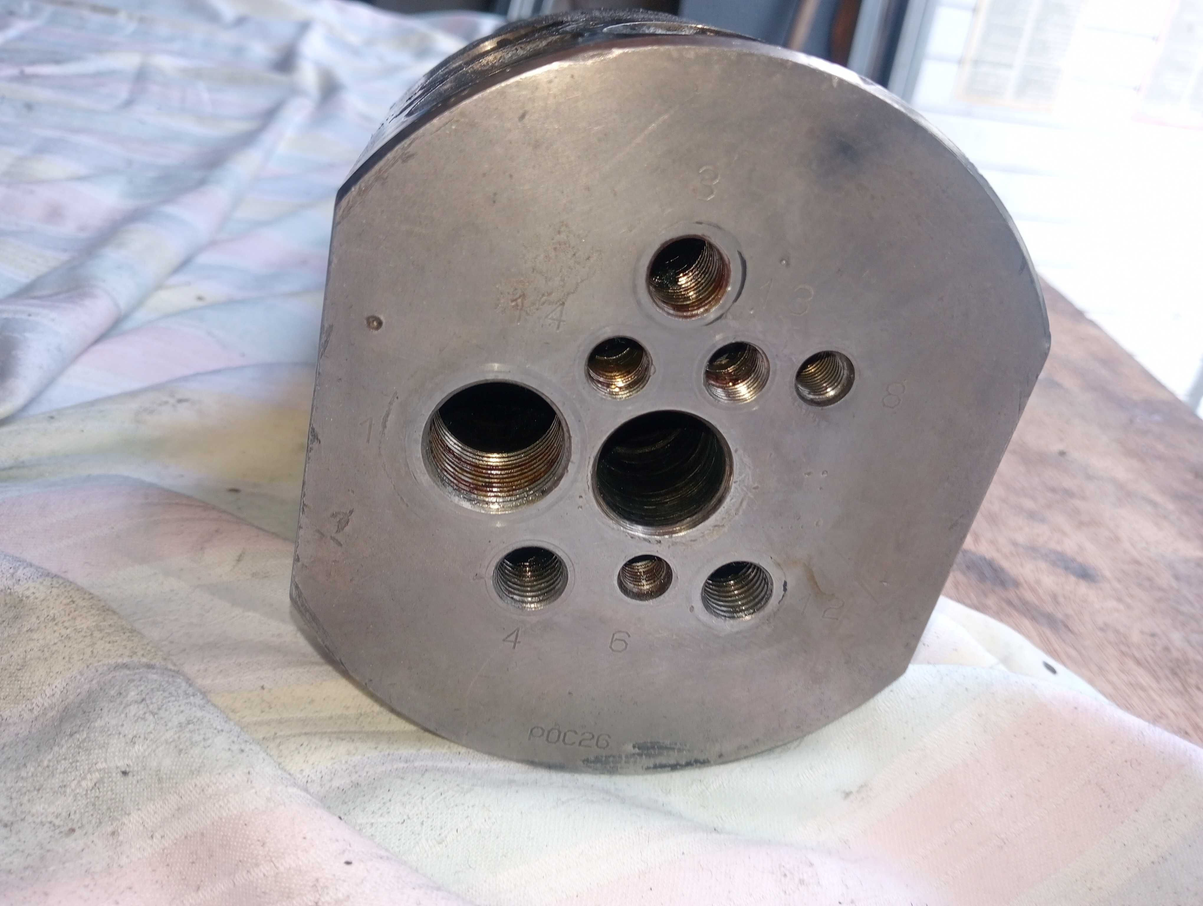 Mecalac 12 pręt obrotnica hydrauliczna