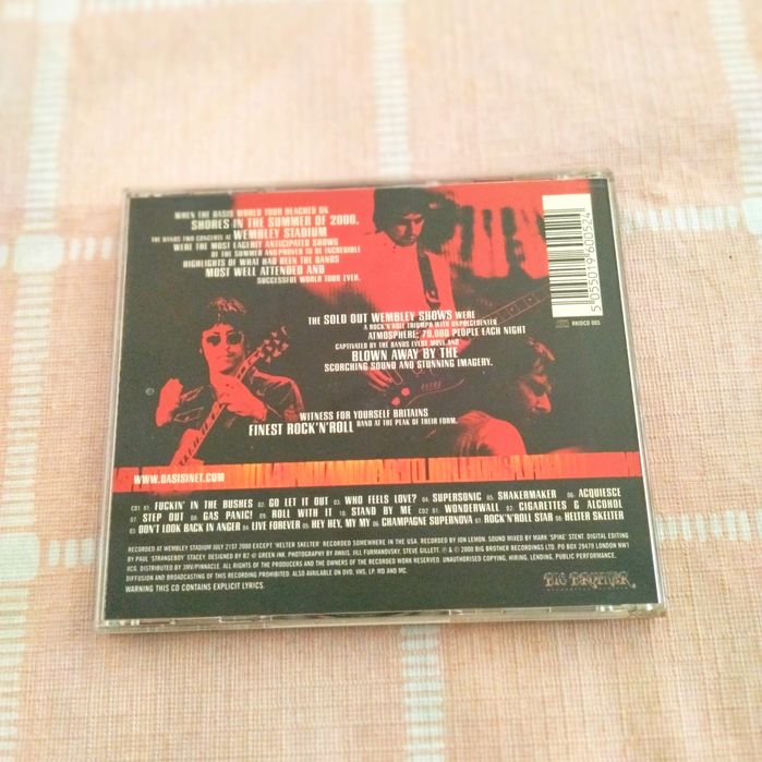 Oásis - Familiar And Millions