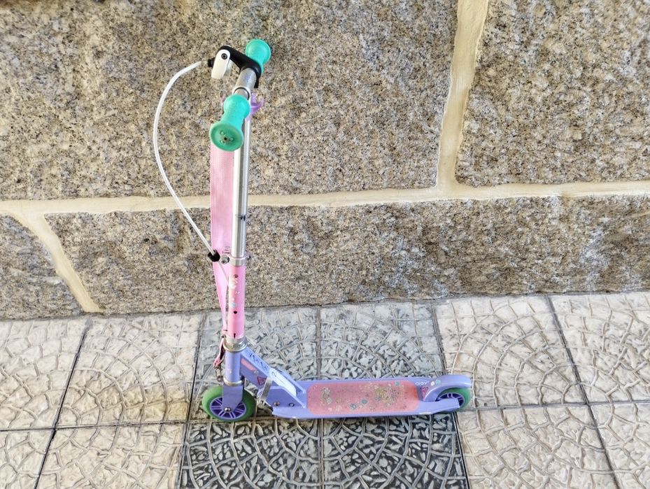 Brinquedos triciclo + skate