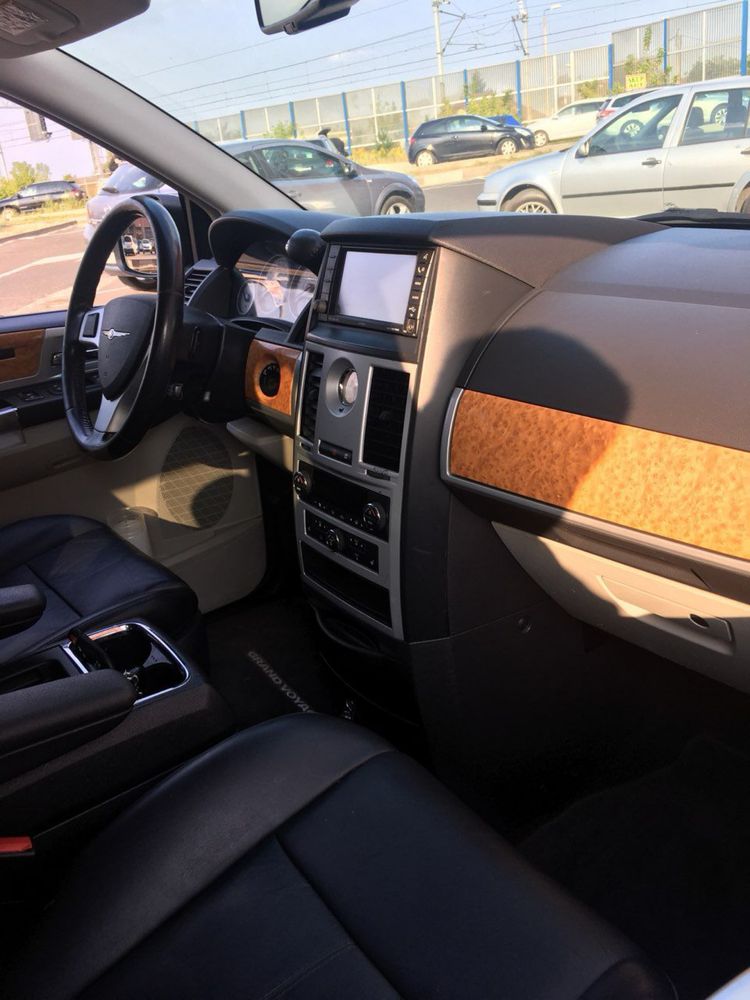 Chrysler Grand Voyager 2.8CRD