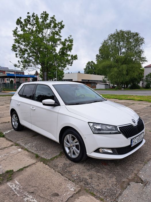 Wypożyczalnia Samochodów Tanie Auto Wynajem Krótko lub Długoterminowy