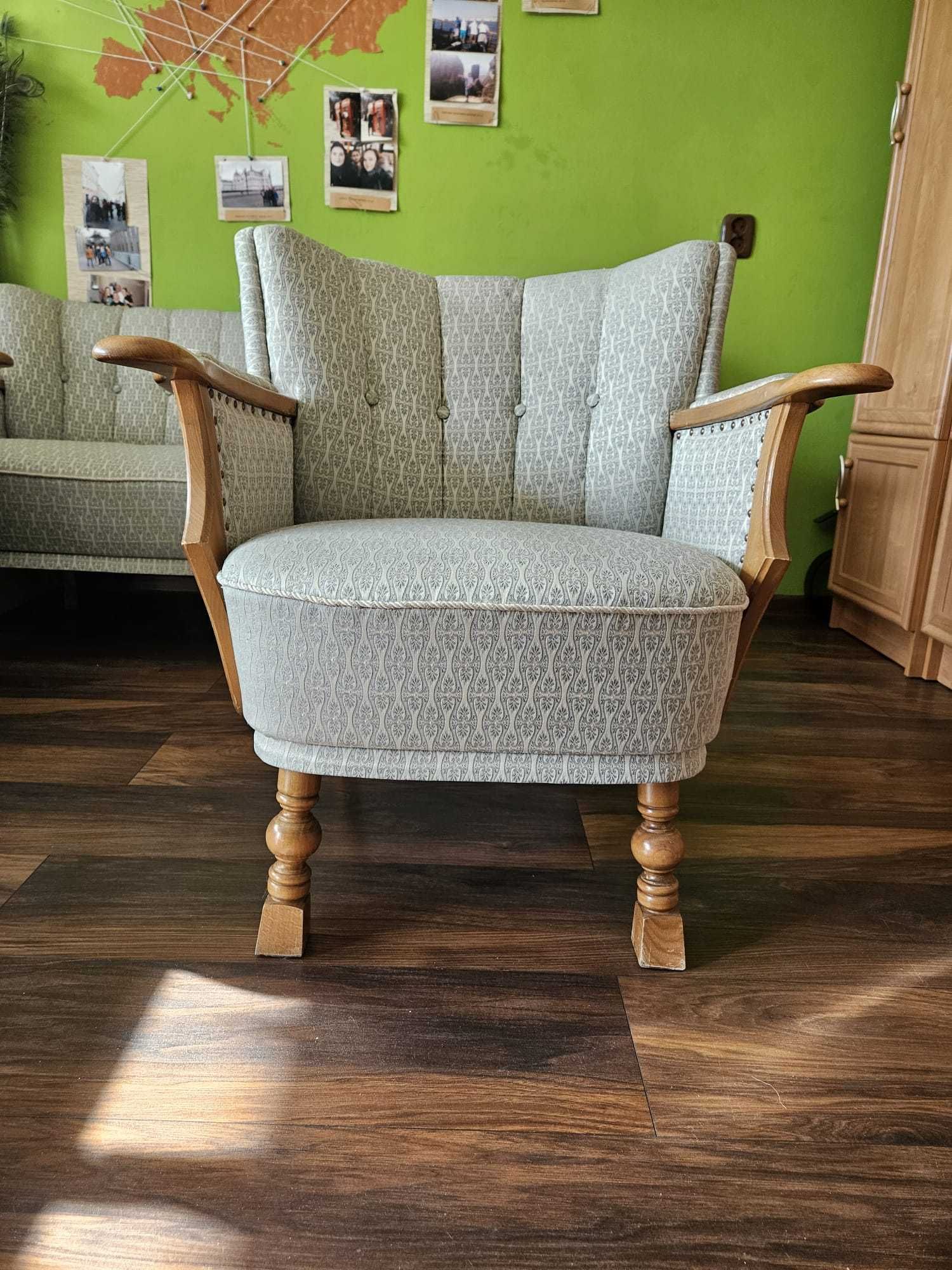 Komplet mebli kawowych 2 fotele i sofa