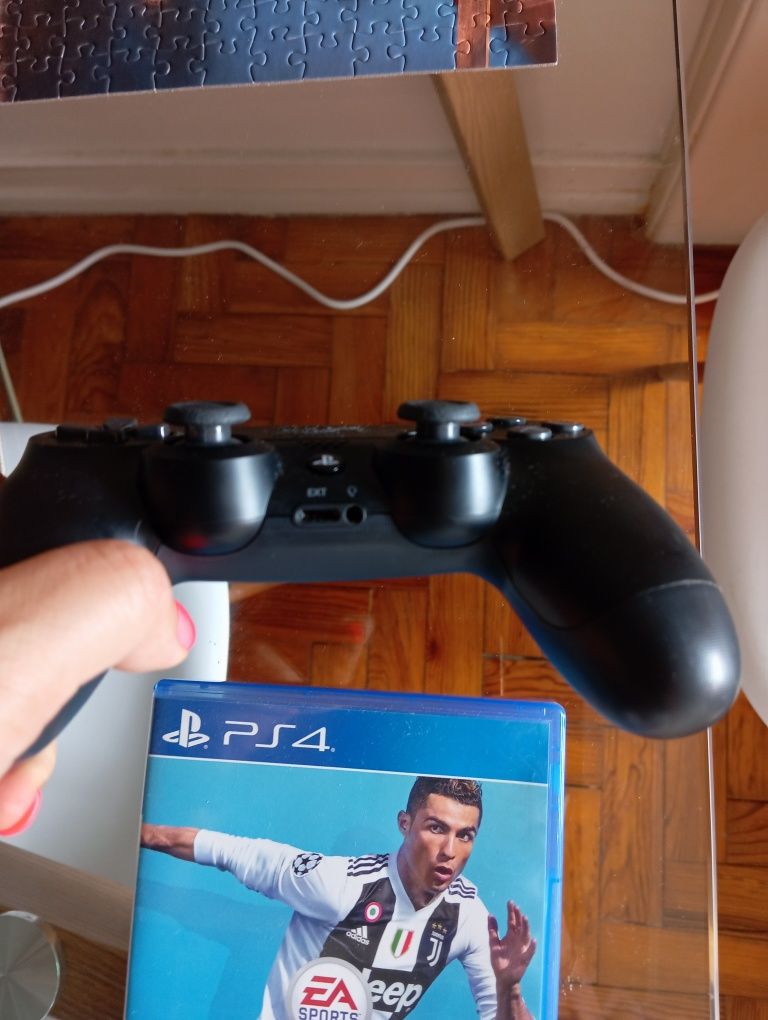 Comando PS4 Dualshock 4 wireless controller + jogo de oferta (Fifa 19)