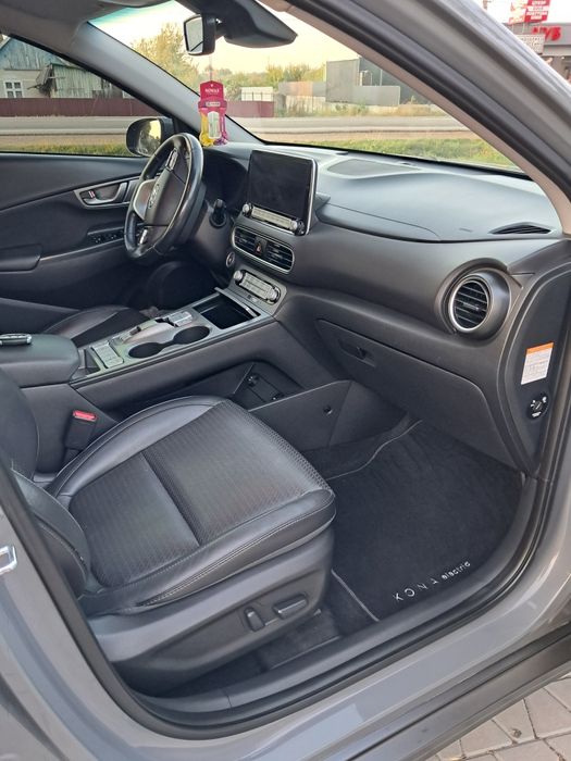 Hyundai Kona Electric 64 кВт