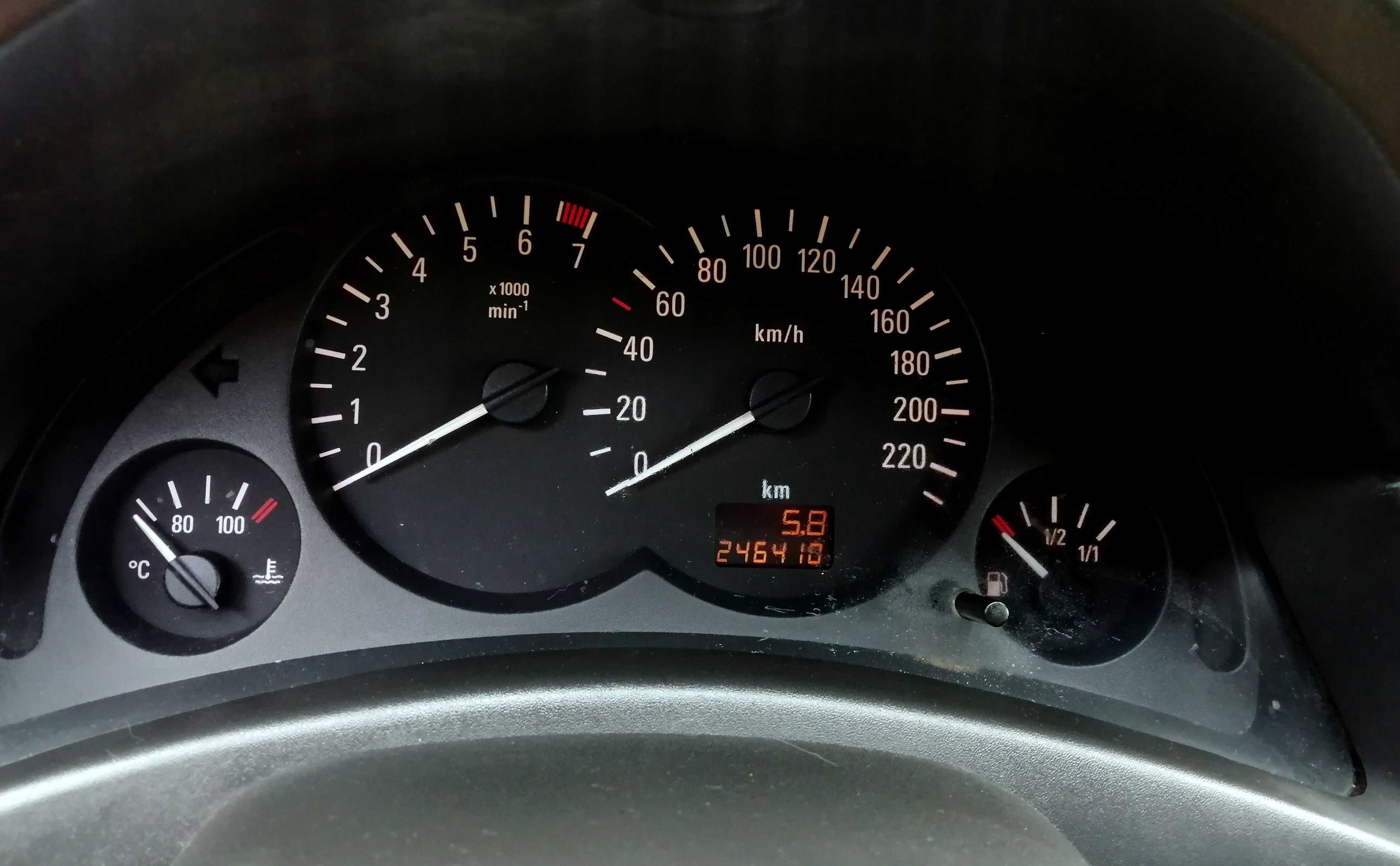 Opel Corsa 1,0 LIFT 75KM KOMPUTER Elektryka SALON POLSKA Długie Opłaty