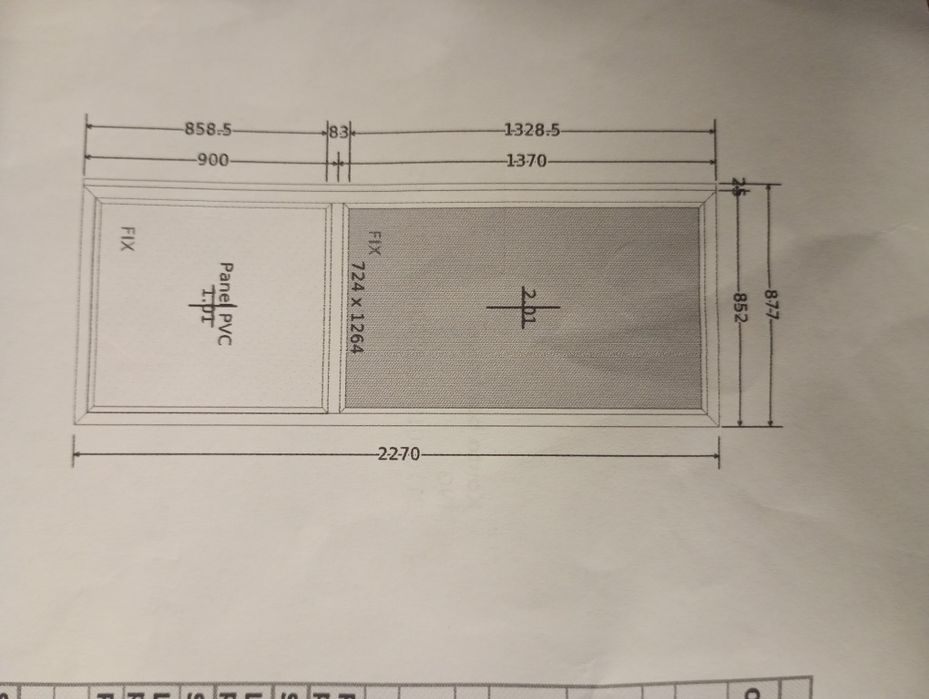 Witryna wewnątrz-sklepowa.