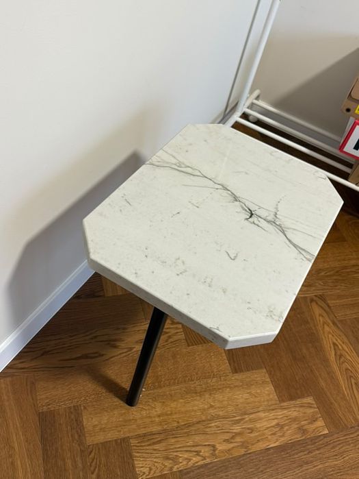 Stolik kawowy marmurowy
