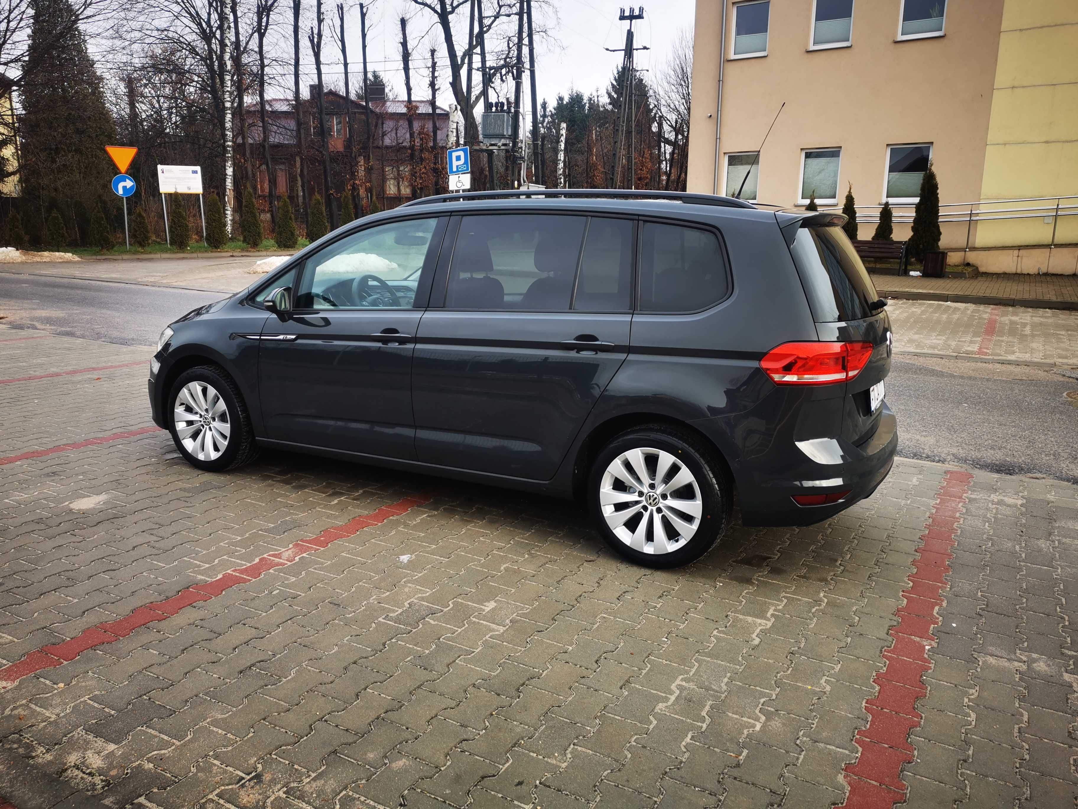 VW Touran 2.0 tdi dsg 2020r 7 miejsc Super Stan