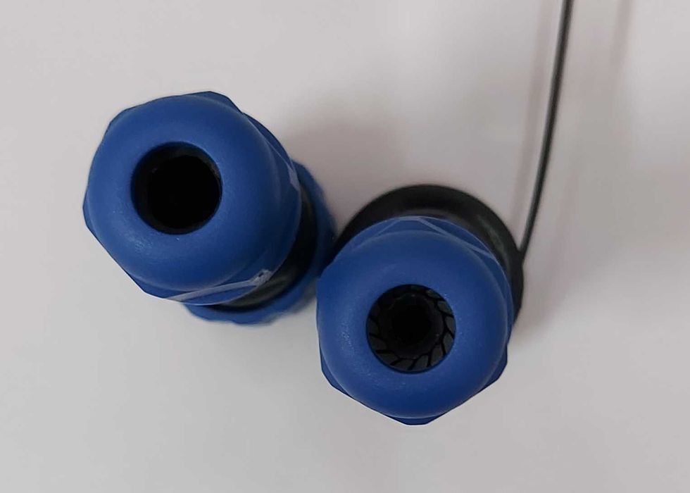 роз’єм герметичний 7pin SD16