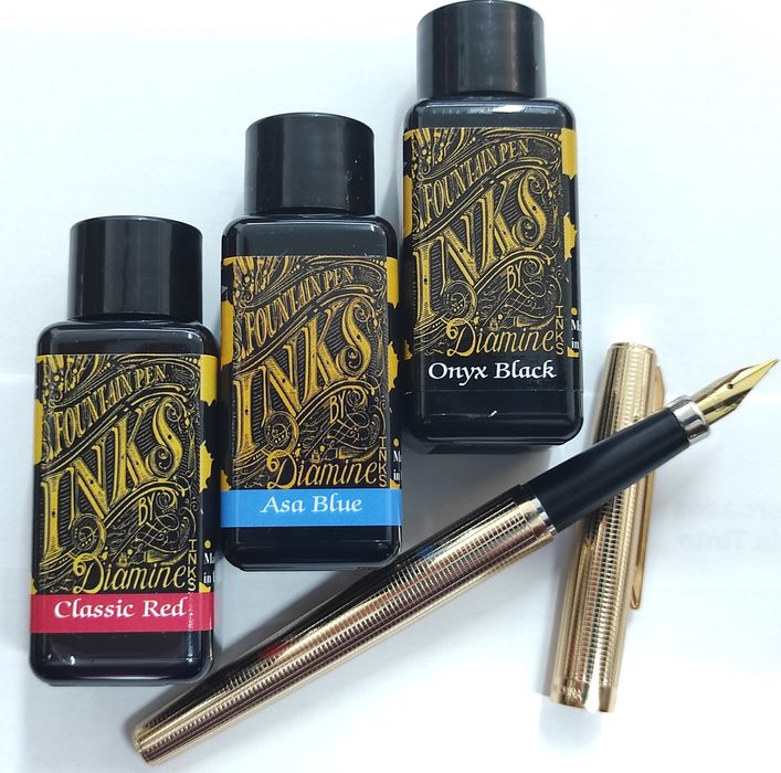 Caneta Tinta Permanente de Tinteiro - Clássica - Nova