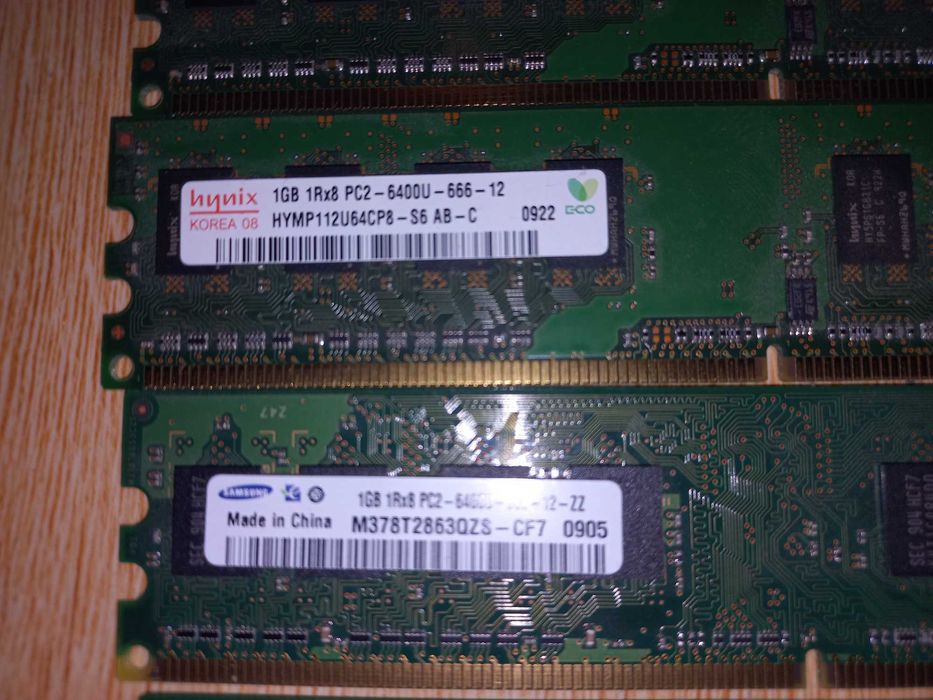 Pamięć DDR2 1 GB 4 sztuki Samsung Hynix