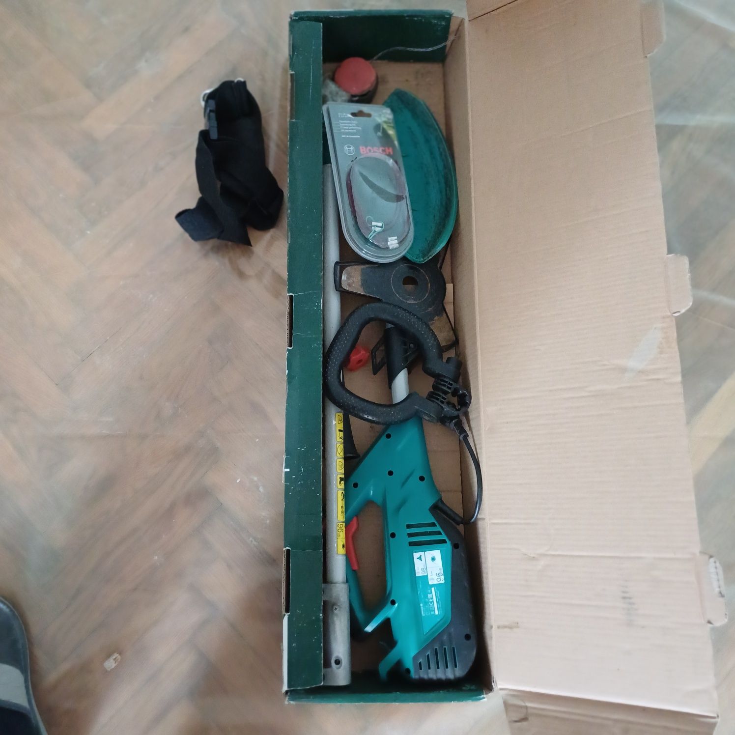 Bosch eлектрокоса б/у