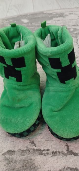 Кімнатне та для садочку взуття майкрафт , по устільці  15
